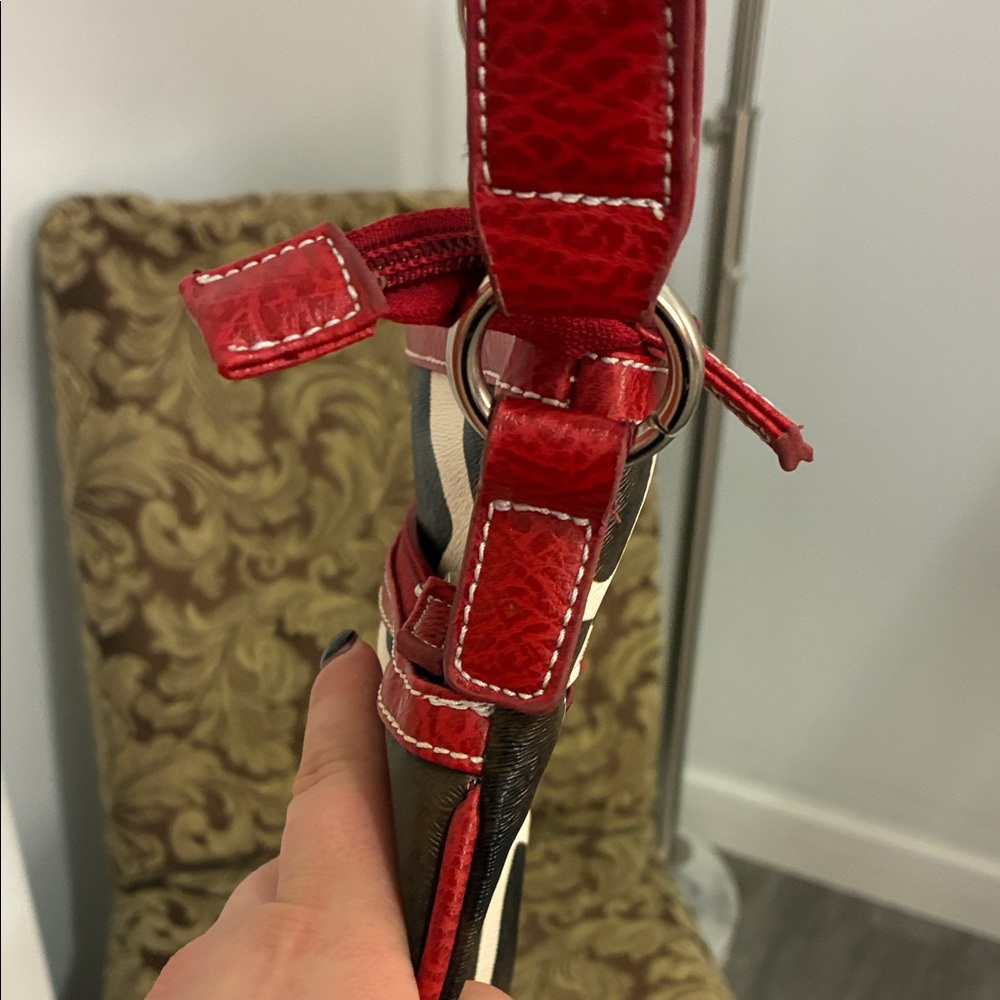 Red and Brown Giraffe Print Crossbody Bag - Picture 9 of 14